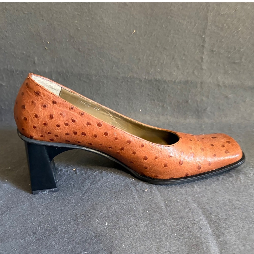 Vintage Mara Pacini Ostrich Embossed Leather Pumps Womens 10 Brown Prep Core 90s